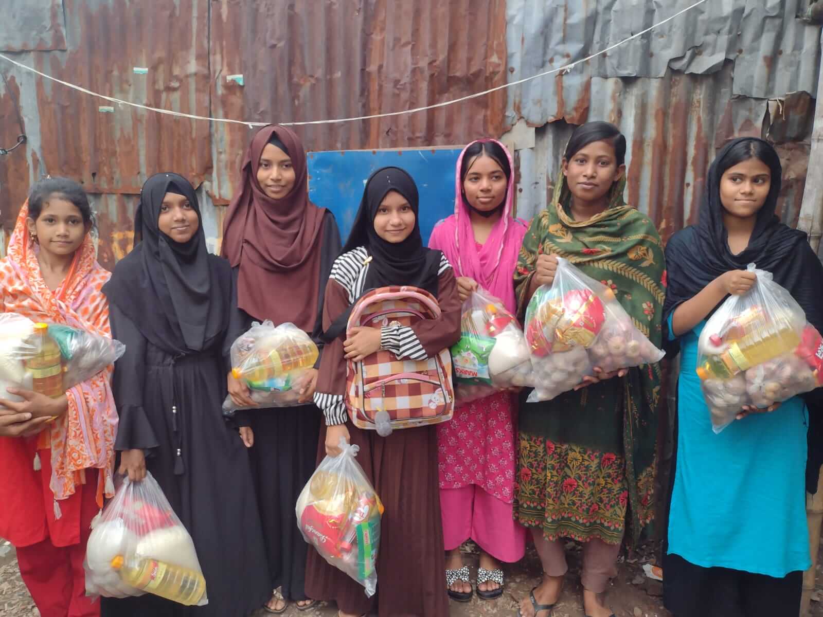 Kids in Mohakhali received eid gifts (Sahela, Rabeya, Mim, Henna, Boishakhi, Brishti, lima)