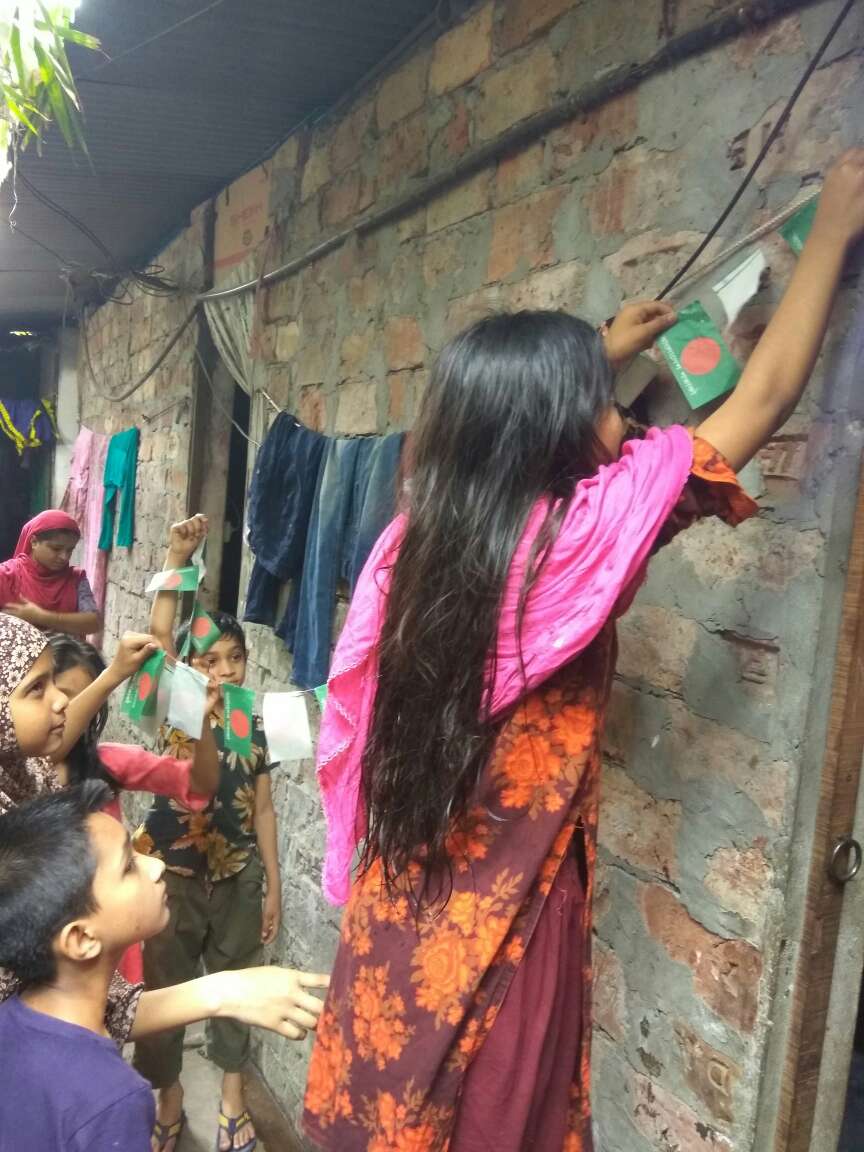 Kids in Mohakhali are helping decorate their neighborhood