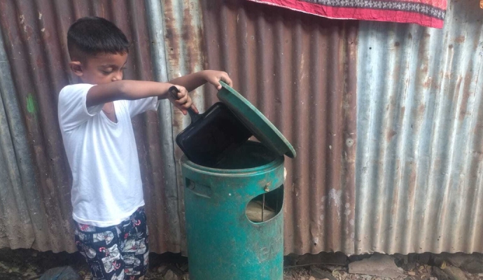 Alif participated in the cleaning