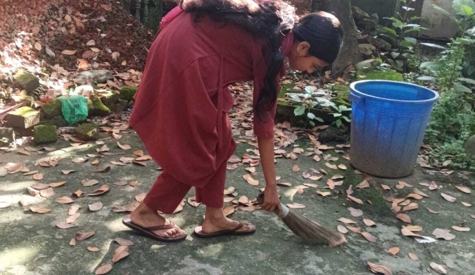 Nayema participated in community cleaning
