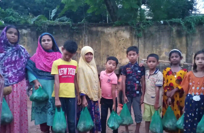 Kids in Mirpur received qurbani meat