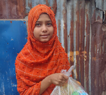 Taiyeba received eid gifts