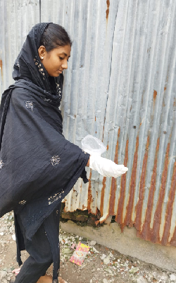 Moushumi Scattering Bleaching Powder