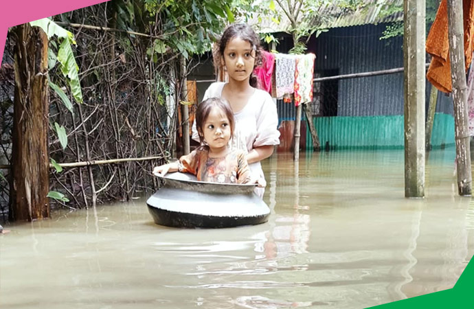 two-kids-moving-flood
